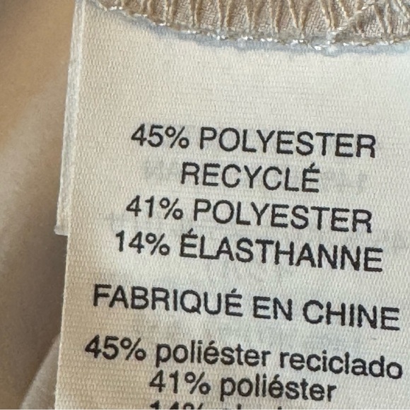 Vuori Womens Cargo Jogger Pants Size Medium Ivory White Drawstring VW4056 - Picture 11 of 12